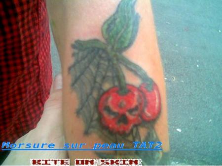 Mon disciple...un jeune homme perturb� par l'exp�rience tattoo, je vous dis!!!